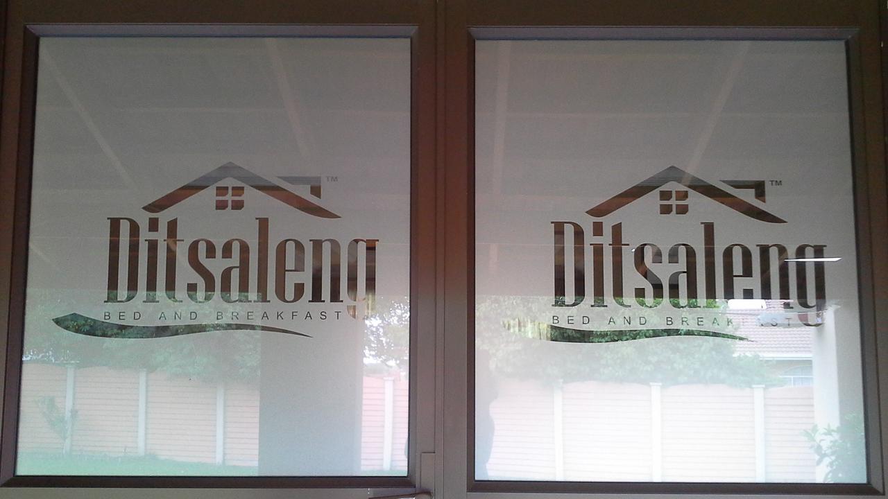 Ditsaleng Bed And Breakfast Vanderbijlpark Exteriér fotografie